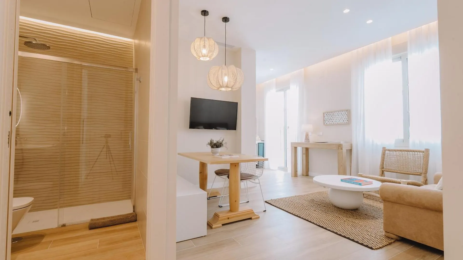 Carmen Suites Malaga Apartment