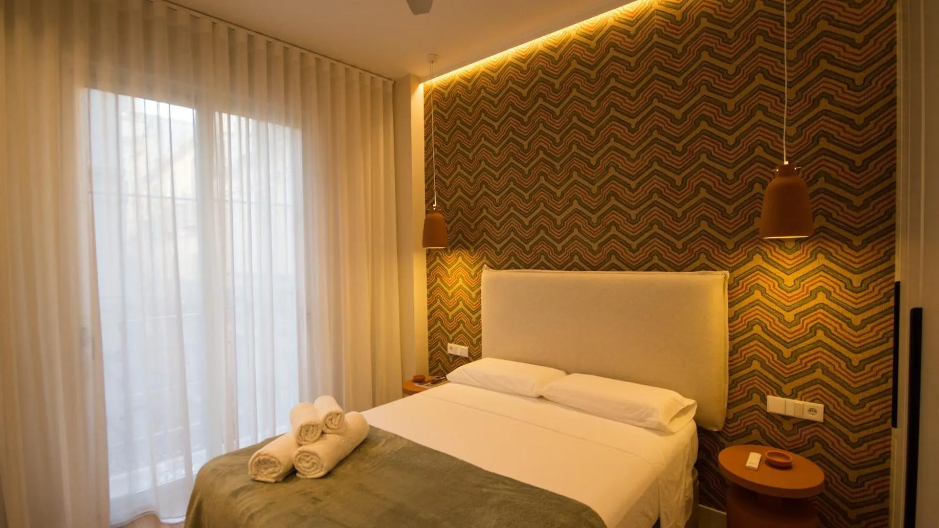 Carmen Suites Malaga Apartment